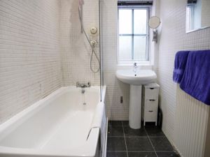 Photo 7- click for photo gallery